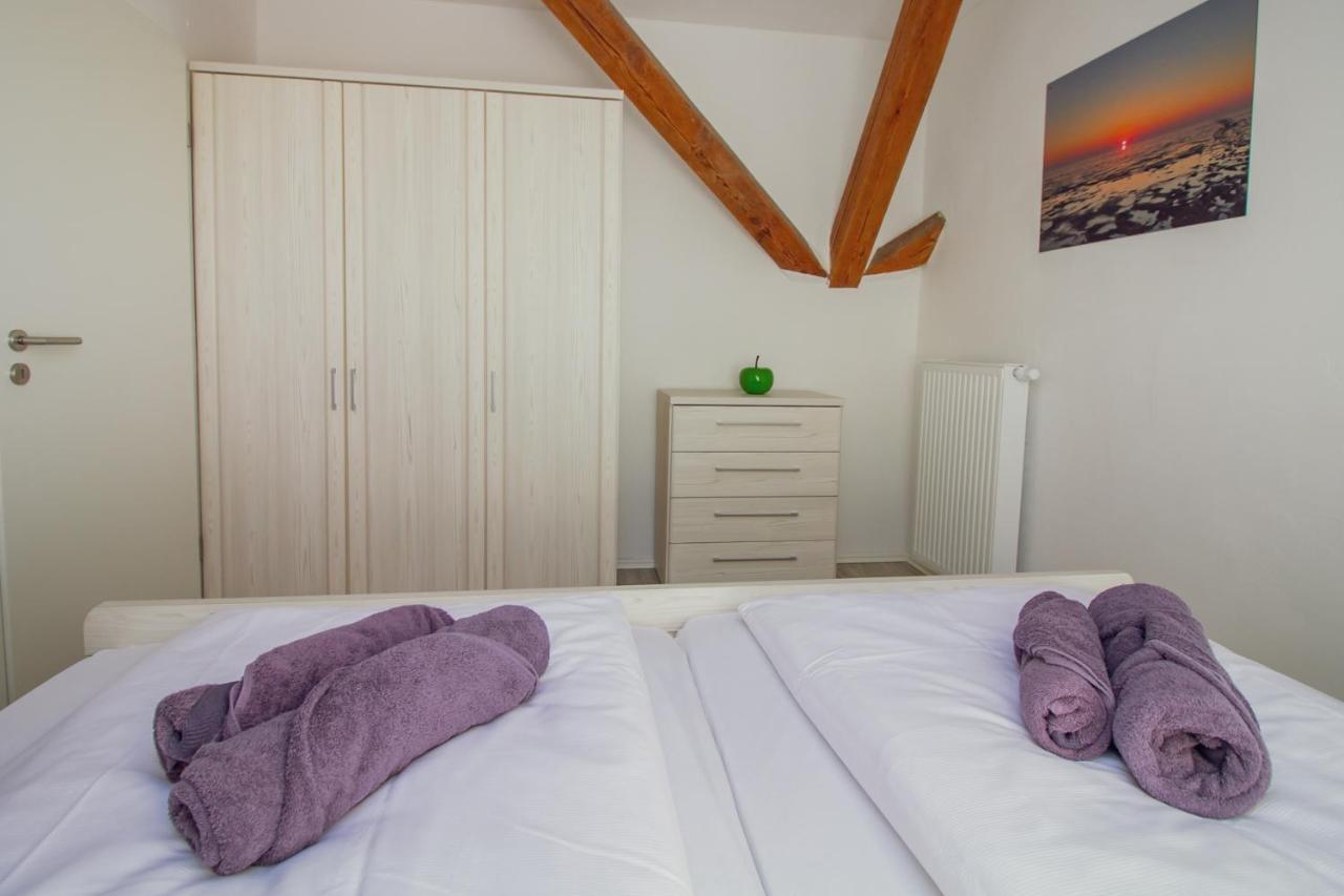 Apartament Grashaus Leevke Krummhörn Zewnętrze zdjęcie